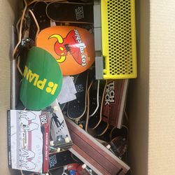 Fingerboard/Tech Deck Overload Over 30+ Boards And Obstacles