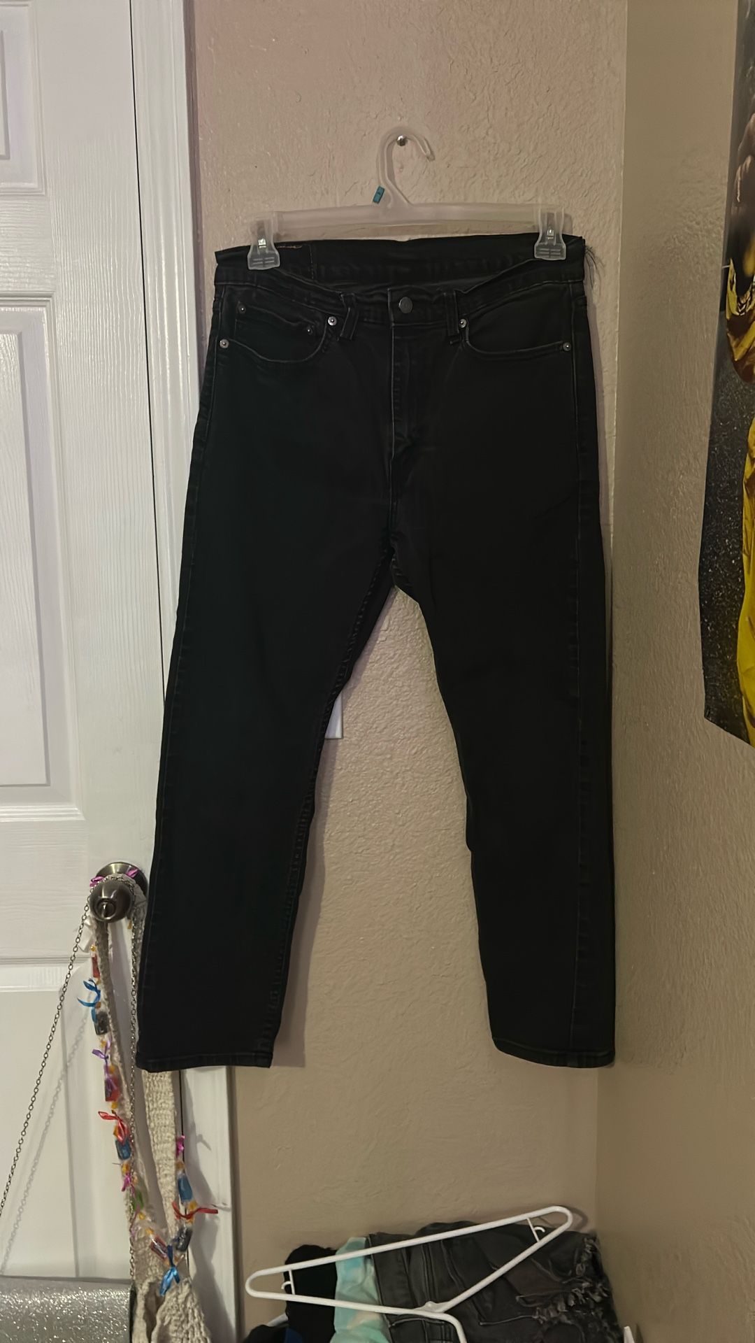 Levi Black Jeans