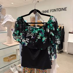 Women’s Anne Fontaine Floral Sheer Sleeve Top NWT