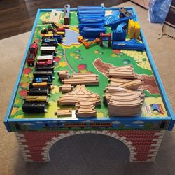 Pre-loved 2005 Thomas The Tank Engine Play Table,  Trains, Tracks, Etc.