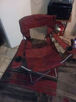 Collapsible folding chair