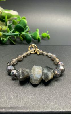 Irregular Natural Stone Open Bracelet Round Glass Beads Clasp Bracelet, Brown