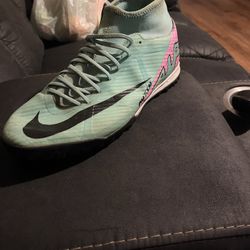 Nike indoor cleats