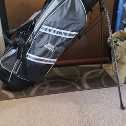 New With Tags Bud Light Lightweight Stand Golf Bag