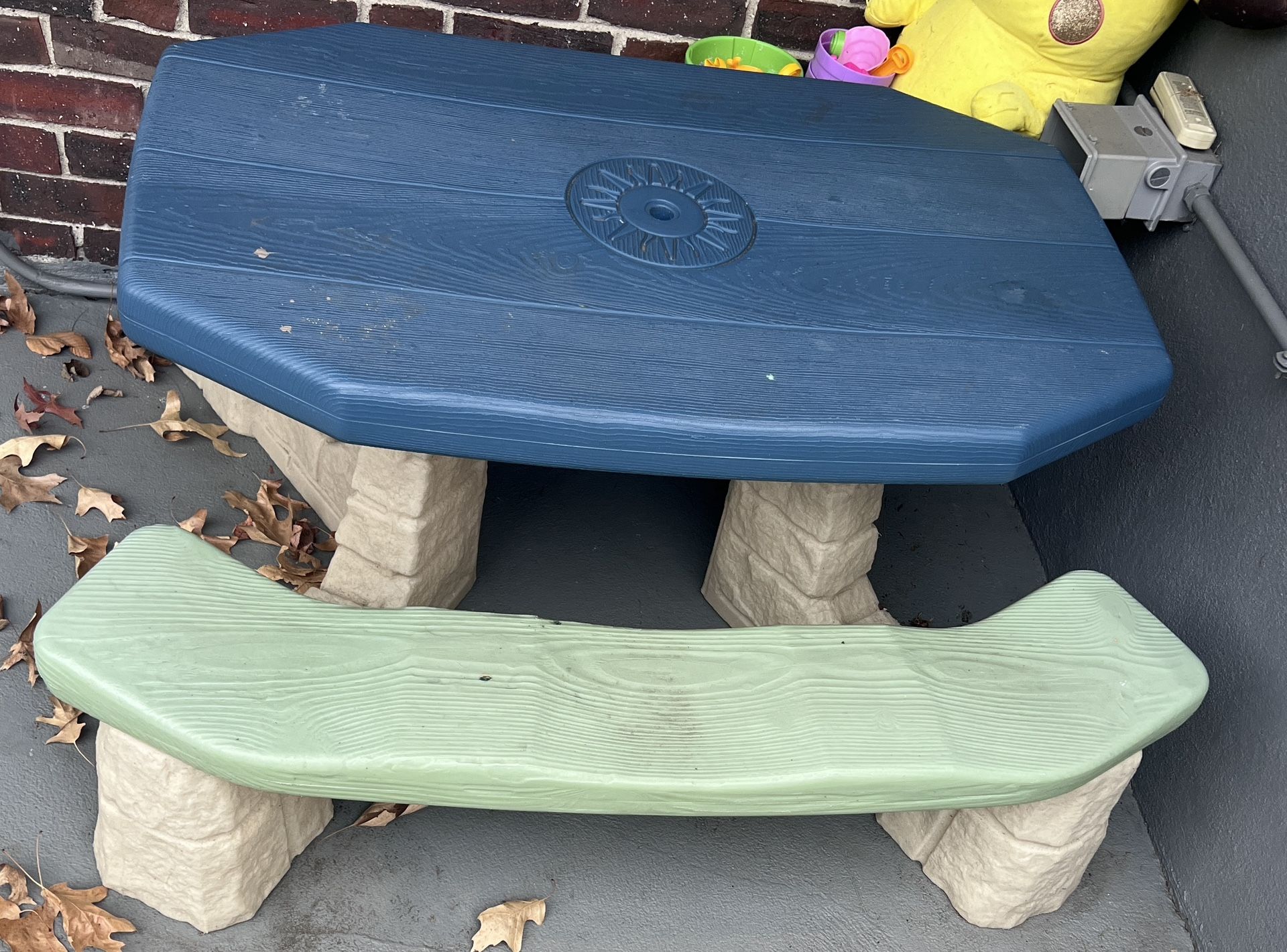 Kids Table