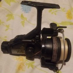 Abu Garcia Cardinal 564 Fishing Reel 