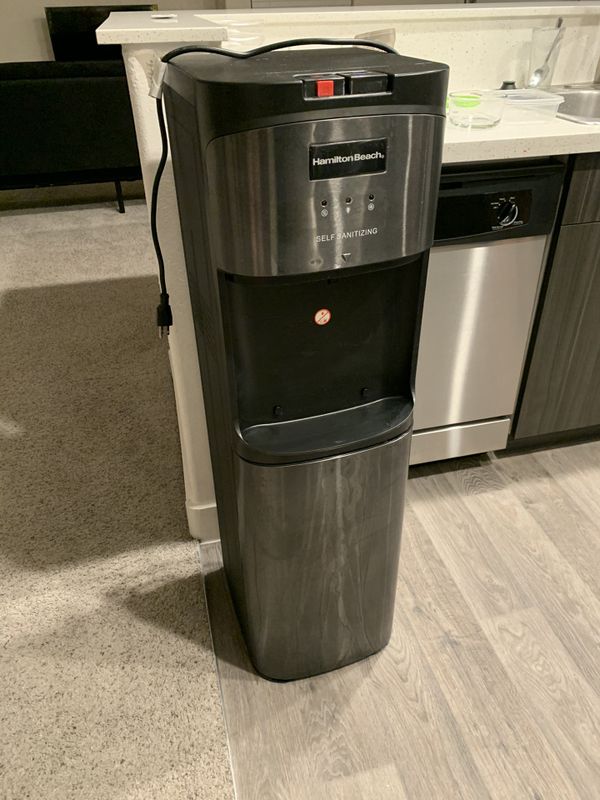 Hamilton Beach Hot and Cold Water Dispenser for Sale in Las Vegas, NV