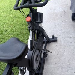 NordicTrack S22i Bike – Needs Charger / Screen Issue – $250 OBO