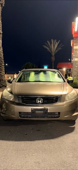 2009 Gold Honda Accord