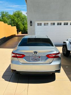 Camry 2020 hybrid Le