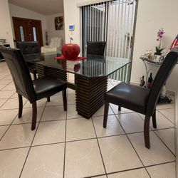 Dining Table Set 4 Chairs Included 