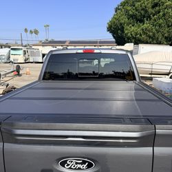 Backflip Tonneau Cover 5.5 Ft F150