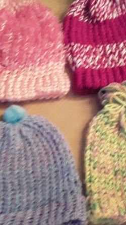 Childtens Winter Hats , Medium Size Many Colors