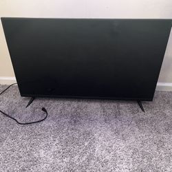 32’ Insignia Tv with remote