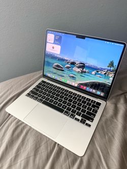 MacBook Air M4 13” - 16GB RAM / 512GB SSD