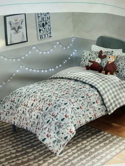 Marmalade Winter Forest 5-Piece Complete Bed Set – Twin Size