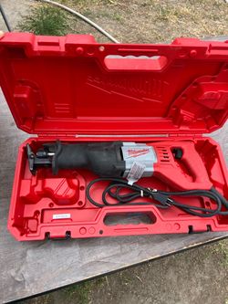 Milwaukee 12 Amp SAWZALL Reciprocating Saw with Case