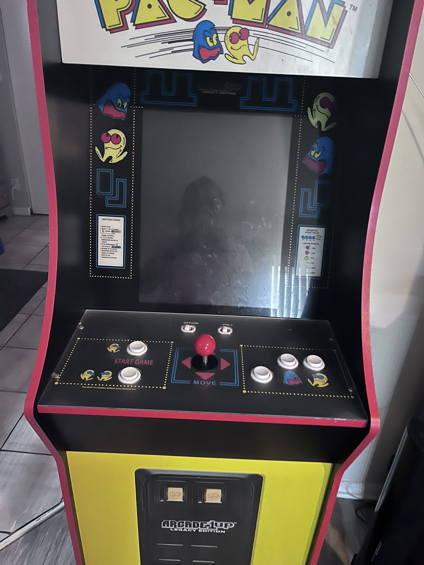 Pac-Man Machine