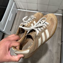 Adidas Tan Sambas 