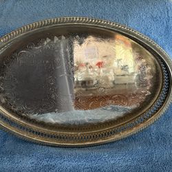 Vintage platters and bowls - Lot # 1