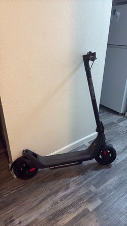 Electric scooter