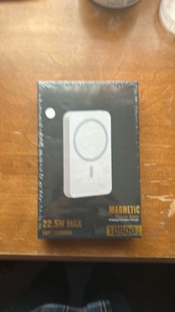Magnetic Power Bank