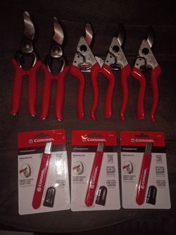 Corona sheers with sharperners