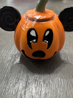 DISNEY Mickey Mouse HALLOWEEN Pumpkin Votive Candle Holder Tea Light Ceramic NEW