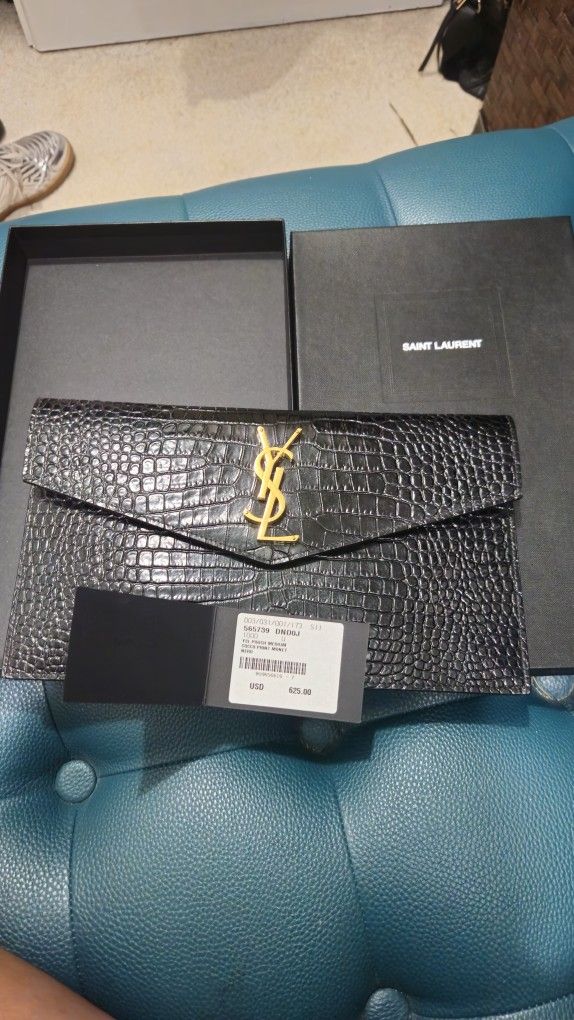 Ysl Envelope