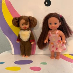 Barbie Vintage Dolls (2) 