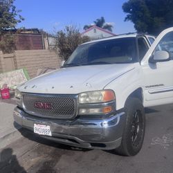 Part Out GMC Yukon 2000 Xl