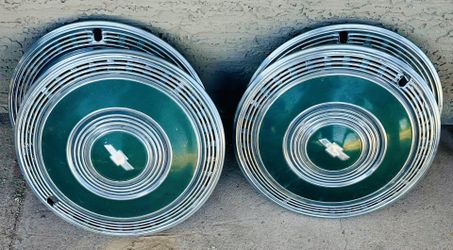 1970 Chevrolet Monte Carlo Hubcaps 