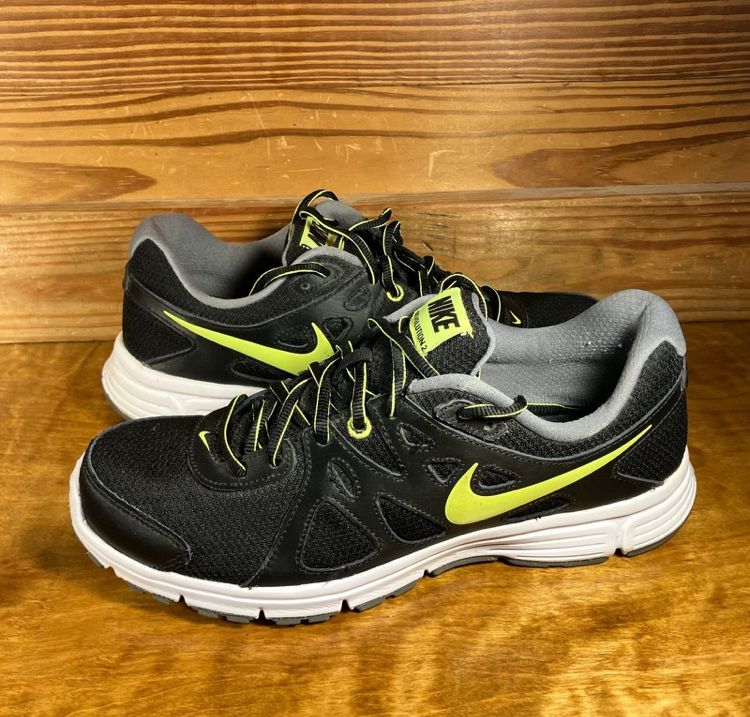 Nike Womens Revolution 2 Lace Up Black and Yellow Running Shoes 554900-463 Size
