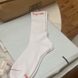 Supreme Socks