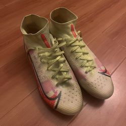 Nike Mercurials Size 9 Men’s 