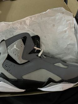 Jordan True Flight