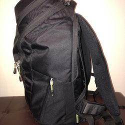 Kathmandu Transfer 28 Liter Backpack