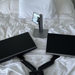 For Sale Dual 28” 4K Monitor And 24” Monitor!