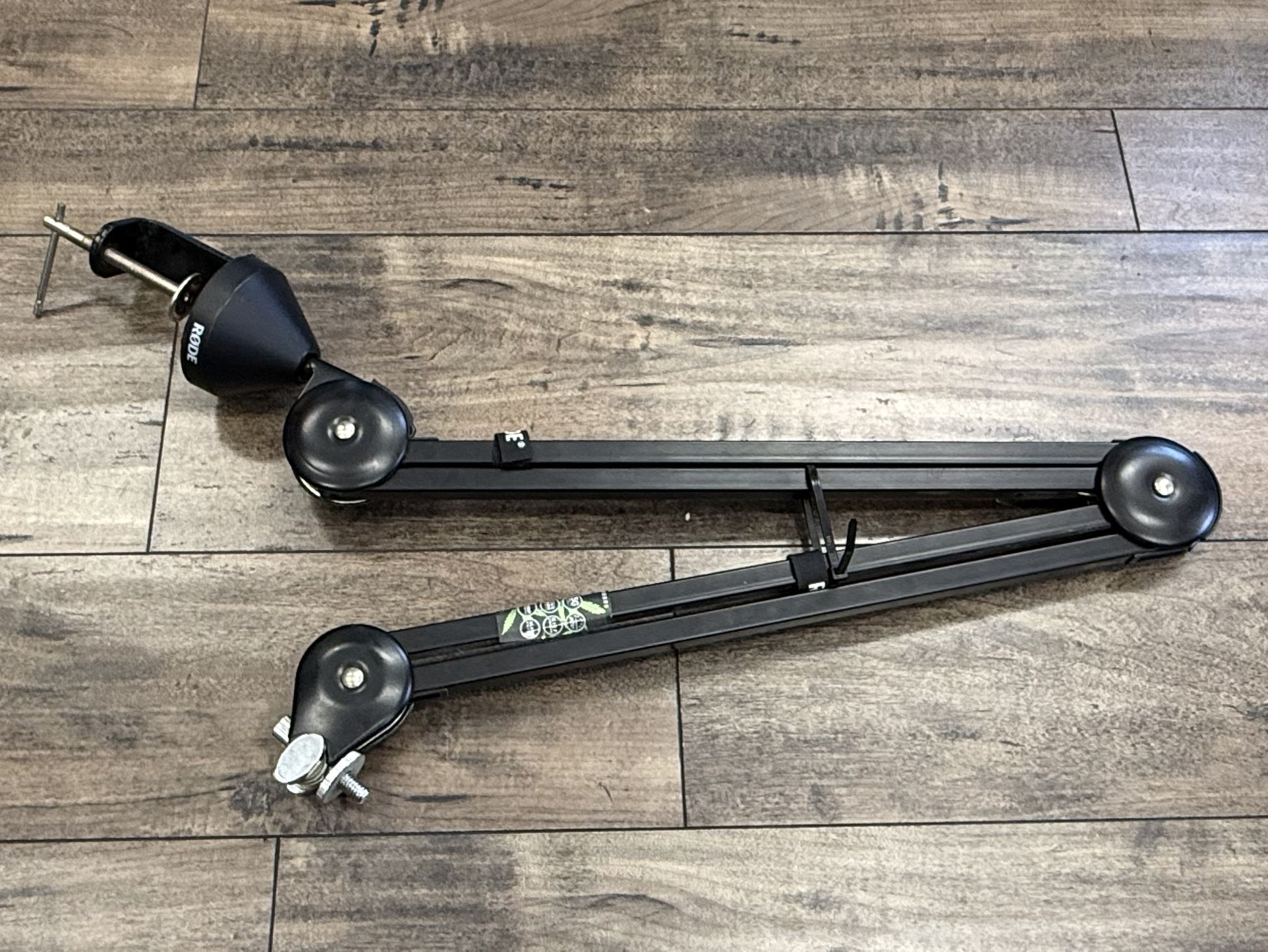 Rode PSA1 Desk Mounted Broadcast Studio Boom Arm