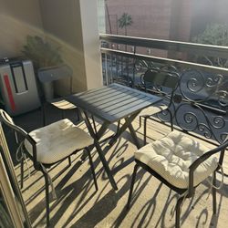 Pottery Barn Metal Folding Bistro Table