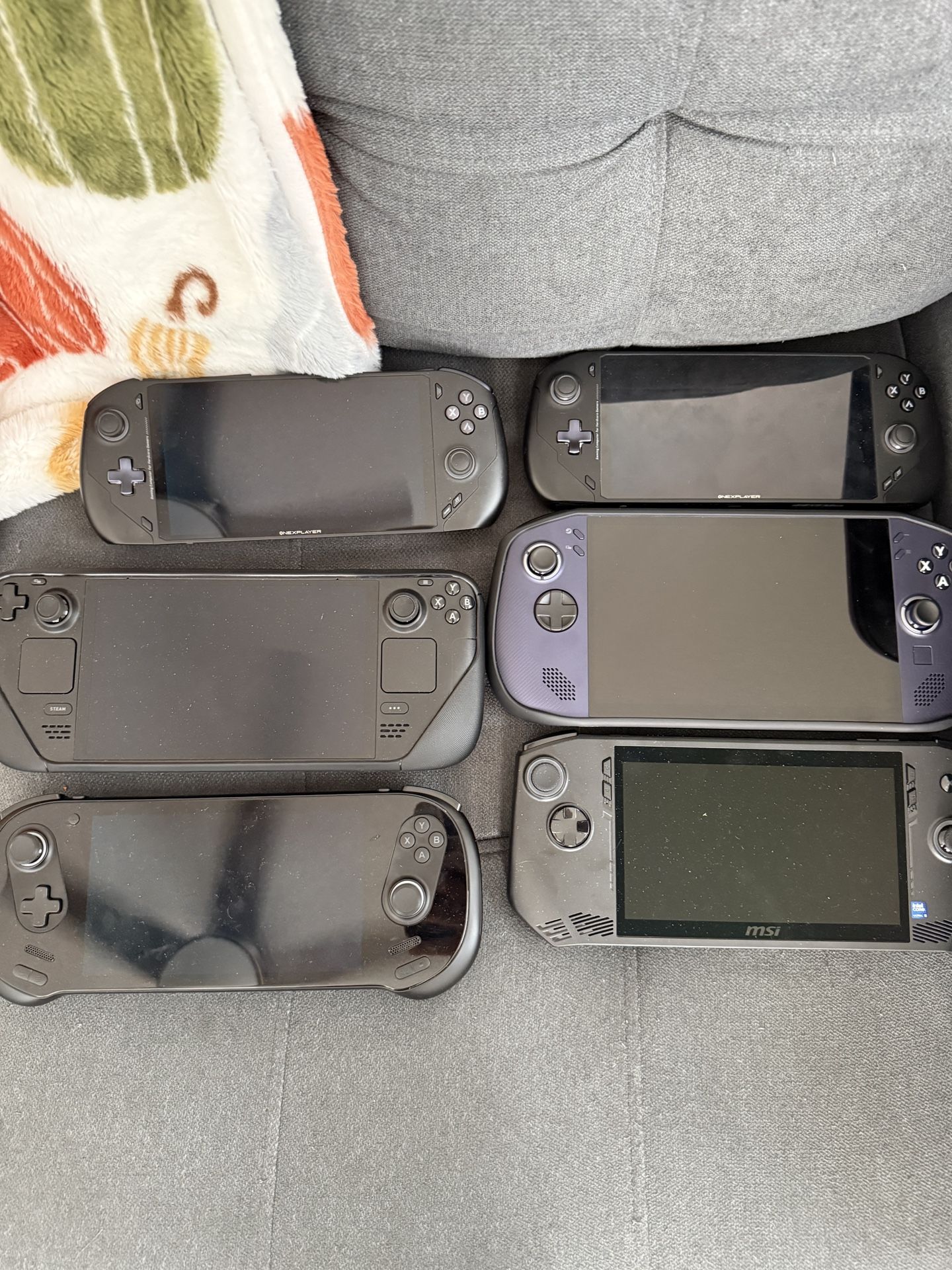 PC HANDHELDS