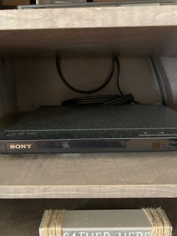 Sony DVD player like new with remote