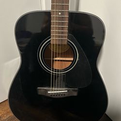 Yamaha F335 Black Acoustic Guitar
