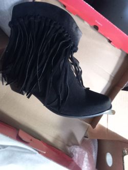 Tassel Boots 
