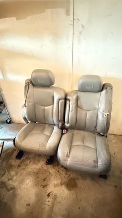02-06 Escalade seats