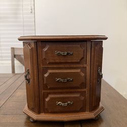 Vintage Wooden Jewlery Chest/Armoire