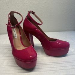 Chelsea And Violet Pink Platform High Heel With Ankle Strap Size 7
