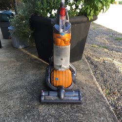 Dyson DC24 Vacuum