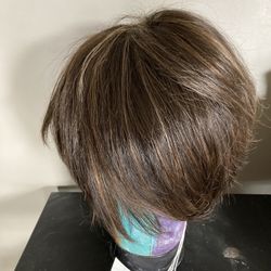 Short Stacked Brown Hair And Highlites