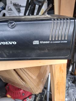 Volvo 10 disc CD changer
